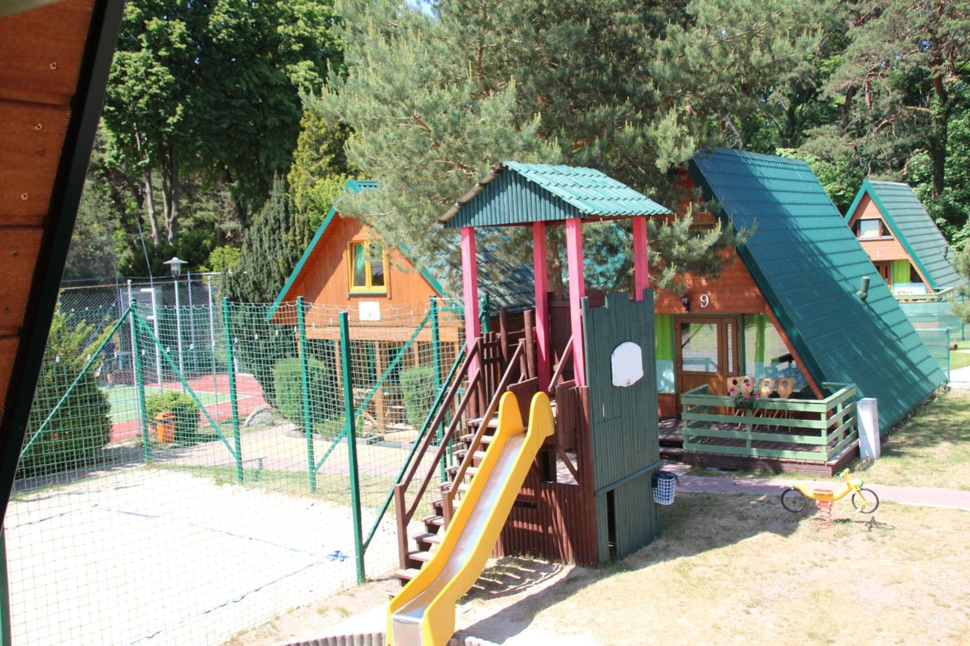 Domki Pod Lasem Blisko Morza Sztutowo Luaran gambar